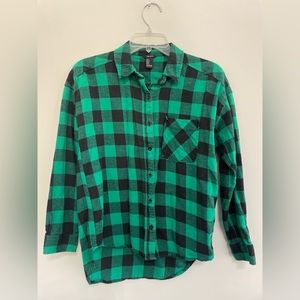 Kelly Green & black buffalo plaid button down shirt size small